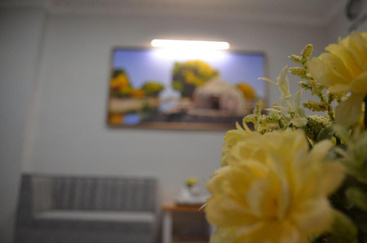 Hostel Danexan Apa Nukus Exteriör bild