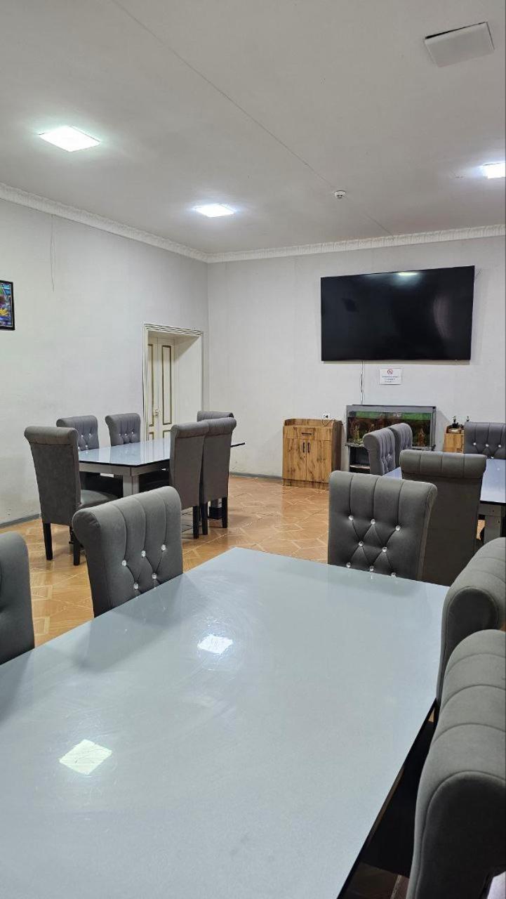 Hostel Danexan Apa Nukus Exteriör bild